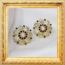 Load image into Gallery viewer, Crystal Starburst Earrings
