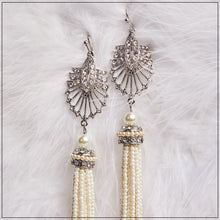 Load image into Gallery viewer, Deco pearl tassel earrings
